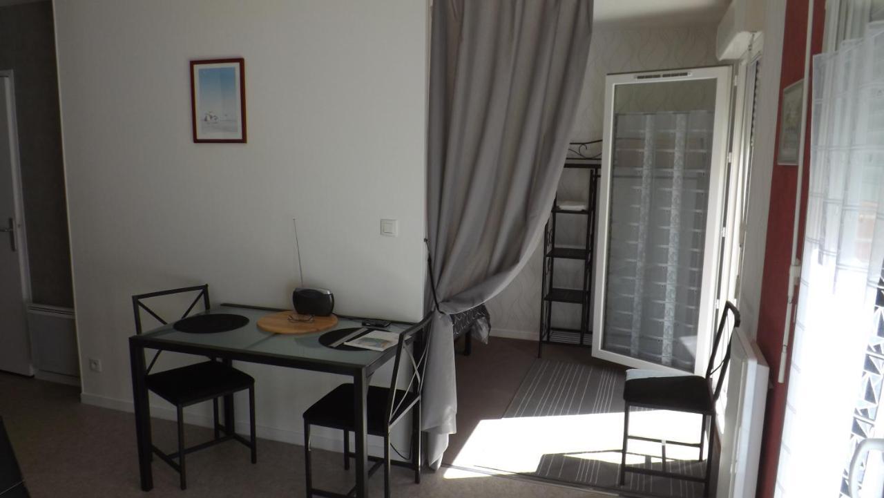Appartement T2 ,Parking Prive,Terrasse, 10 Mns A Pieds De La Cite Corsaire Et Ses Plages Saint-Malo Eksteriør bilde