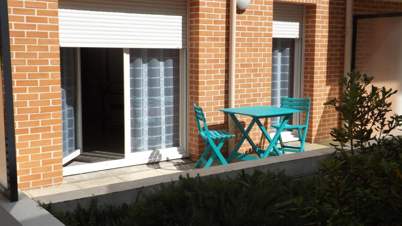 Appartement T2 ,Parking Prive,Terrasse, 10 Mns A Pieds De La Cite Corsaire Et Ses Plages Saint-Malo Eksteriør bilde
